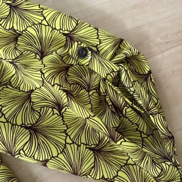 Manuheali’i top - Picture 3 of 3